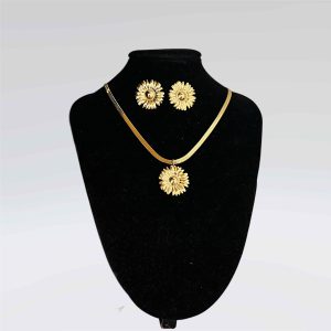 Conjunto dorado flor snake