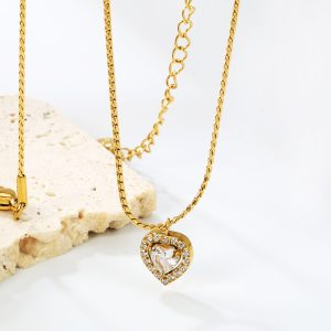 Cadena corazón piedritas