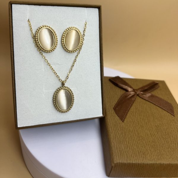 Conjunto piedra ópalo crema