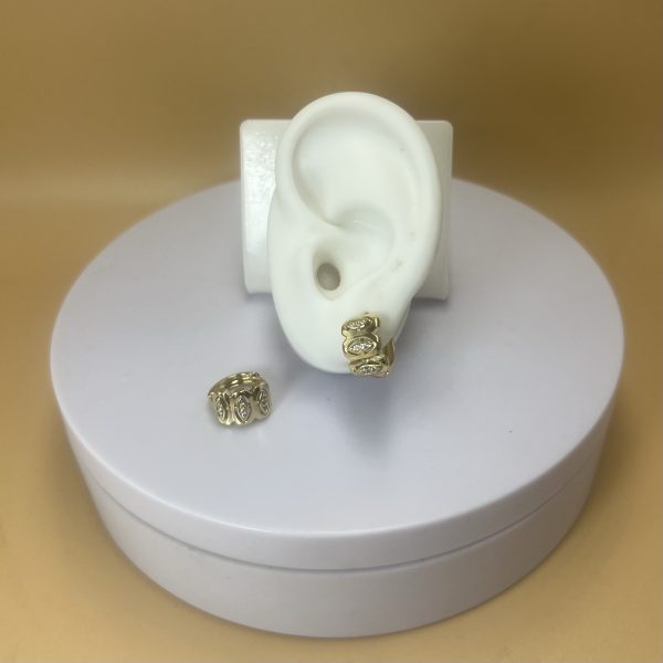 Argolla mediana dorada piedras