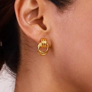 Aro dorado minimalista