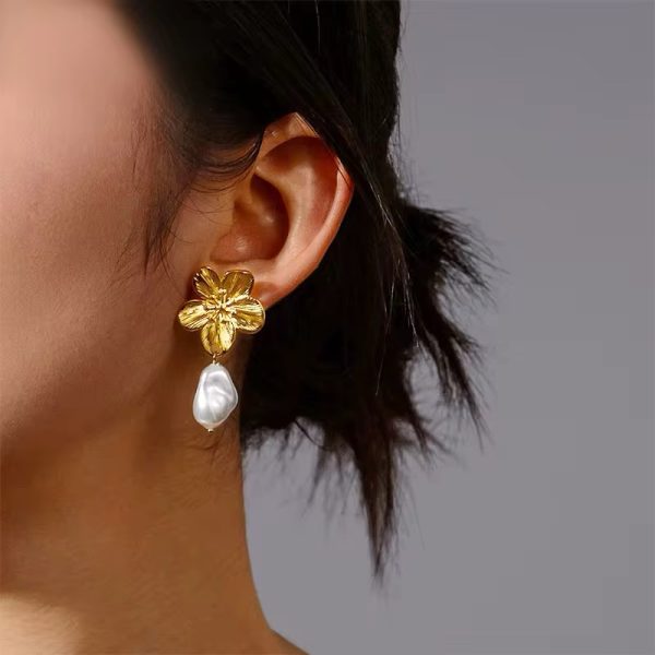 Aro flor y perla blanca