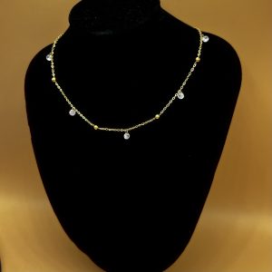 Cadena piedritas colgantes