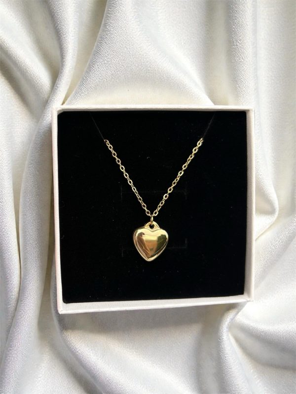 Cadena corazón dorado