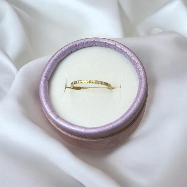 Anillo fino piedritas