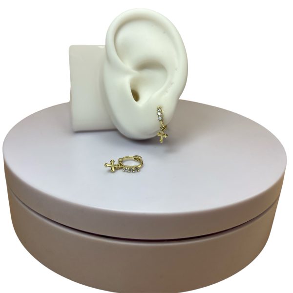 Argollita mini cruz colgante