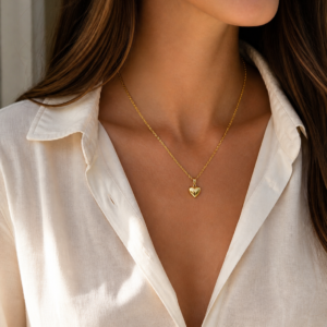 Cadena corazón dorado